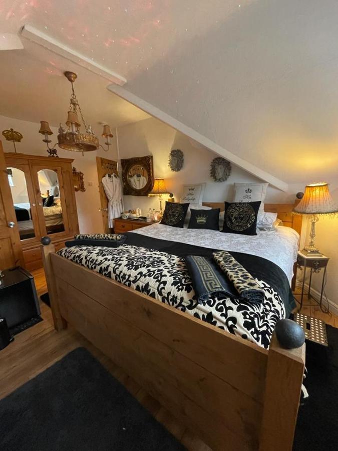 Olivia House Bed & Breakfast Porthcawl Eksteriør bilde
